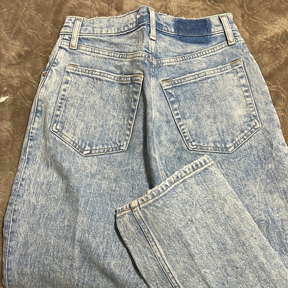 Abercrombie and Fitch - 90s straight ultra high rise (curve love) crossed zipper - Picture 3 of 4